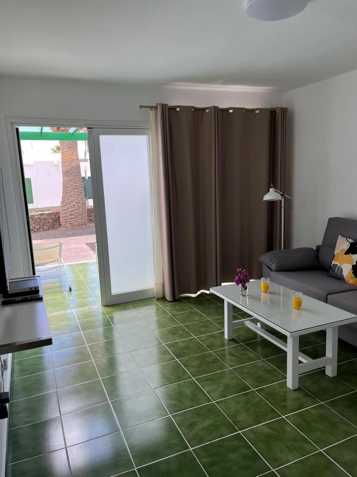 Bungalow Buganvilla ติอาส ภายนอก รูปภาพ